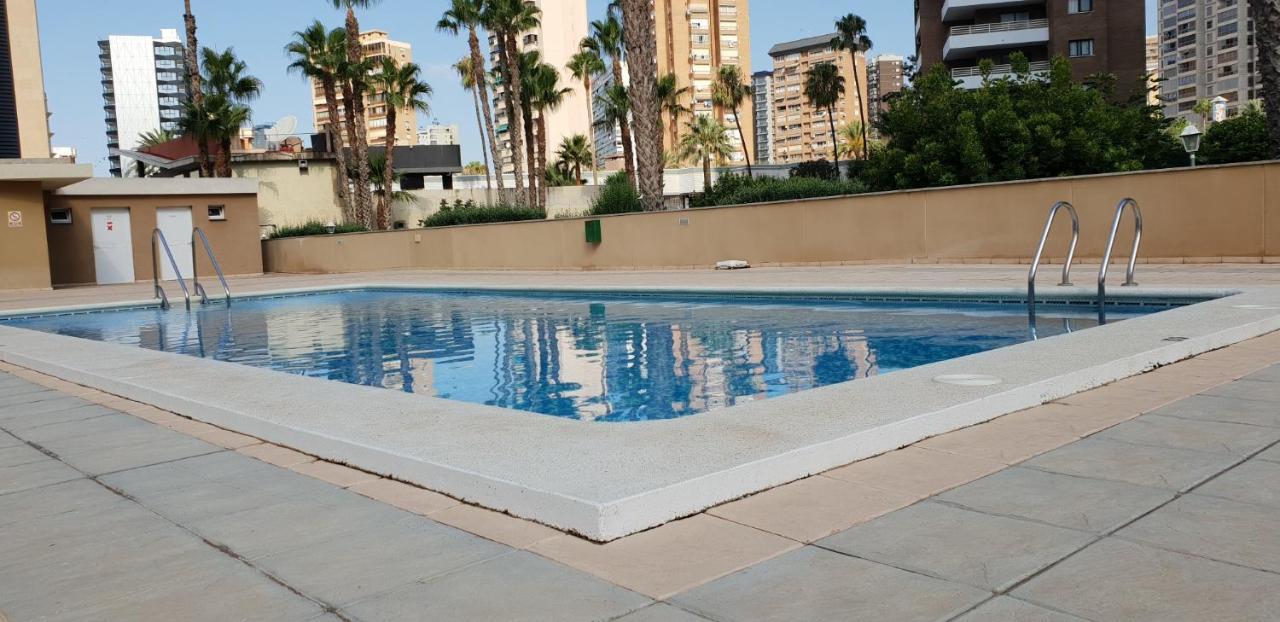 Junto Playa Levante con terraza Chill-Out-2 WCs-A ESTRENAR Gemelos 23 Benidorm Esterno foto