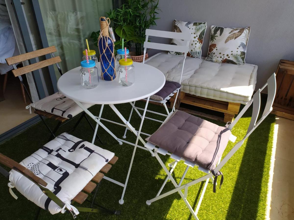 Junto Playa Levante con terraza Chill-Out-2 WCs-A ESTRENAR Gemelos 23 Benidorm Esterno foto