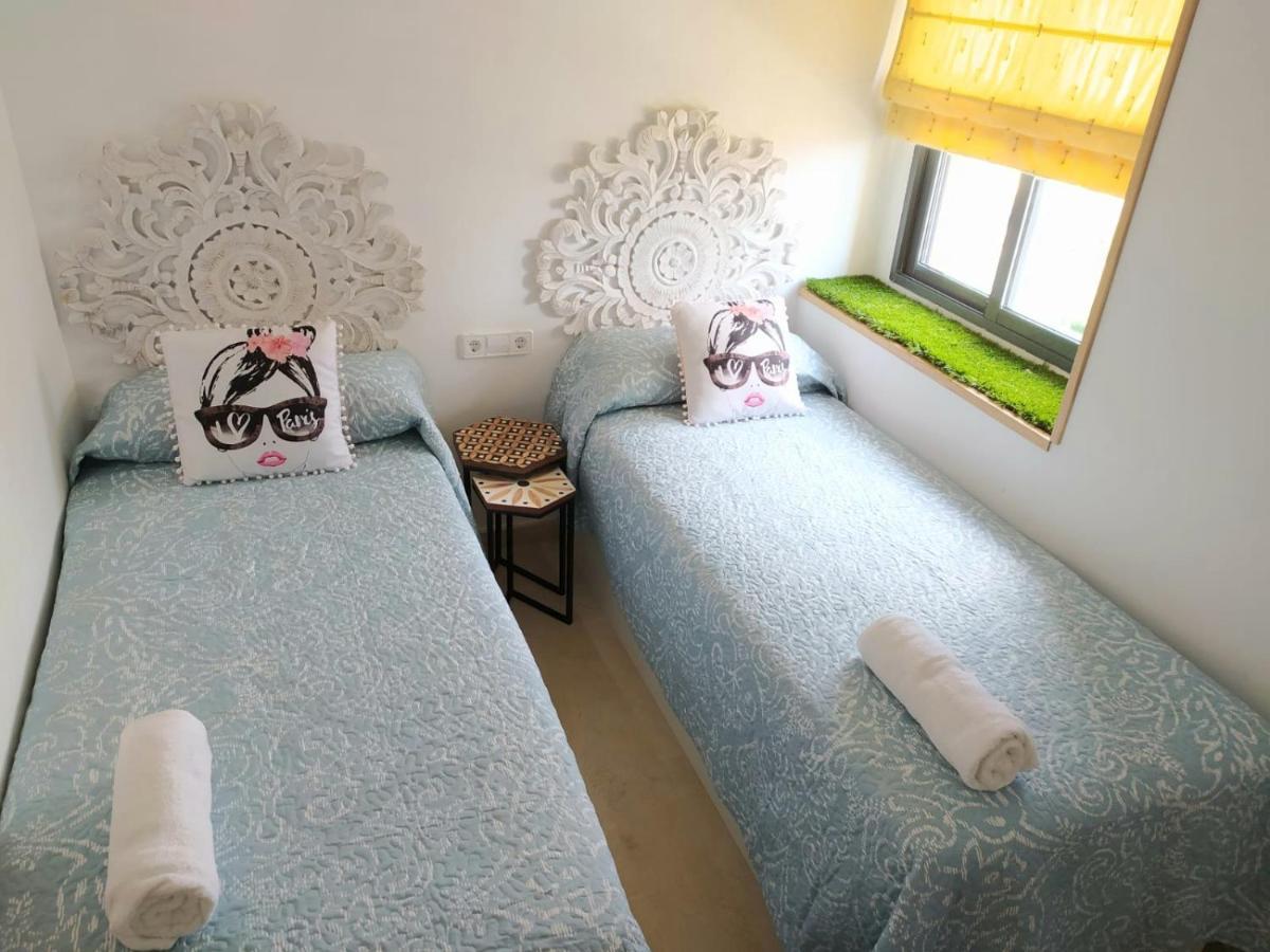 Junto Playa Levante con terraza Chill-Out-2 WCs-A ESTRENAR Gemelos 23 Benidorm Esterno foto