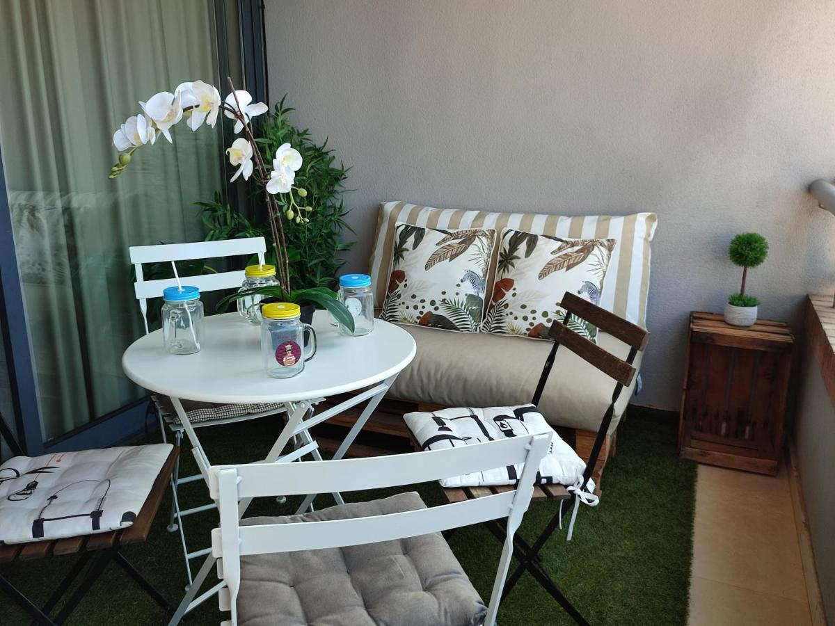 Junto Playa Levante con terraza Chill-Out-2 WCs-A ESTRENAR Gemelos 23 Benidorm Esterno foto